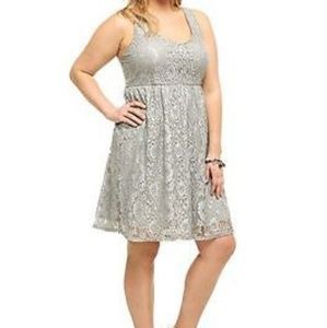 TORRID PLUS GRAY METALLIC SLEEVELESS LACE DRESS